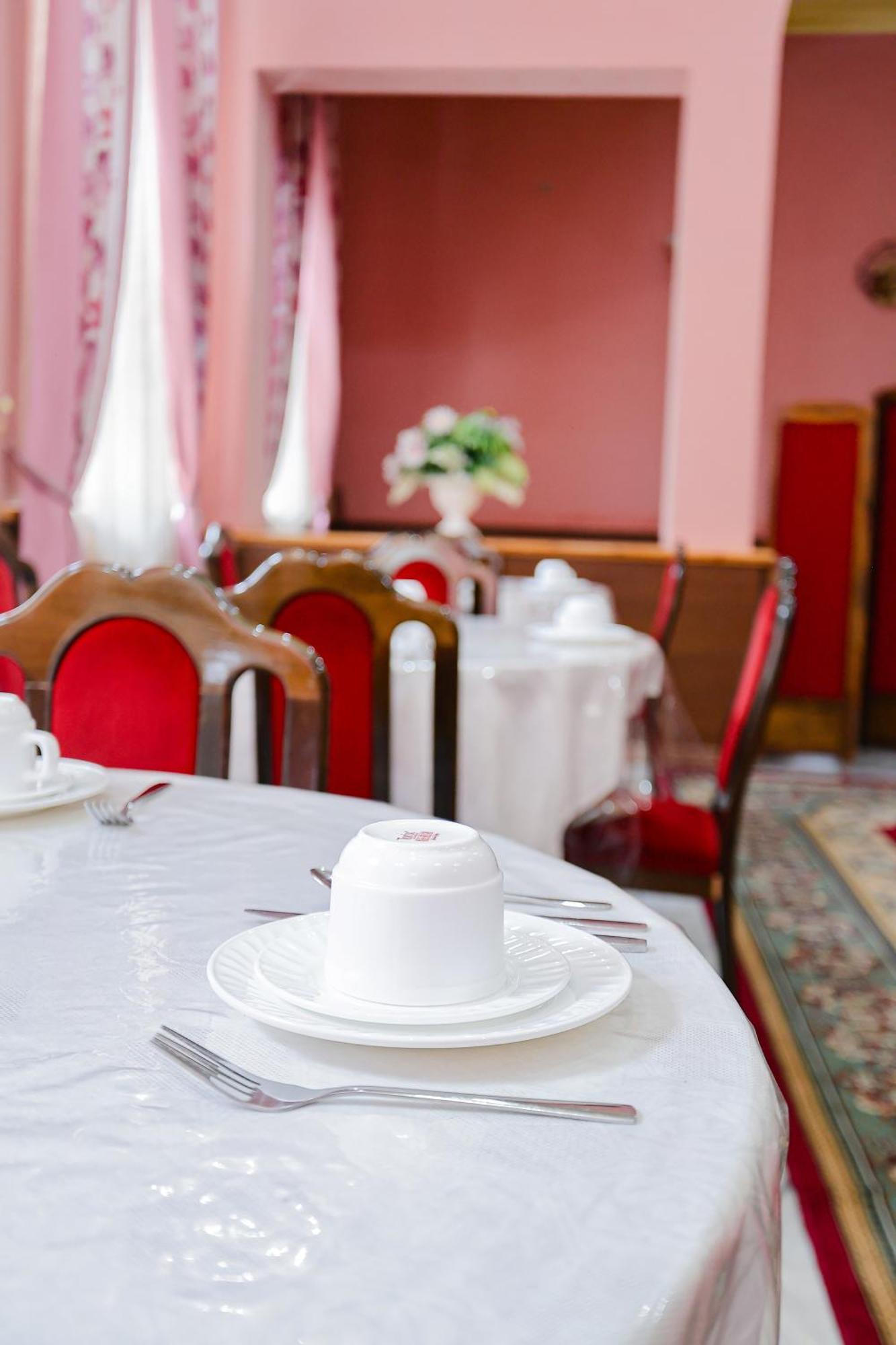 Yangi Sharq Hotel Samarkand Bagian luar foto