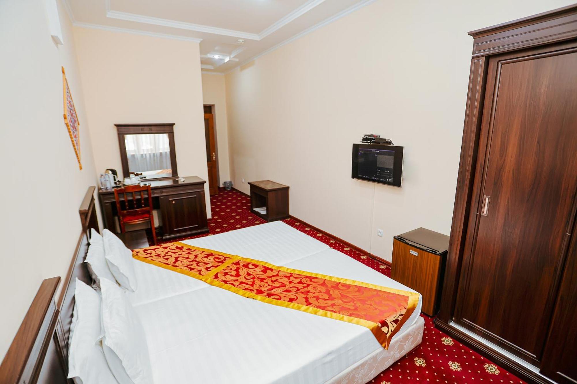 Yangi Sharq Hotel Samarkand Bagian luar foto