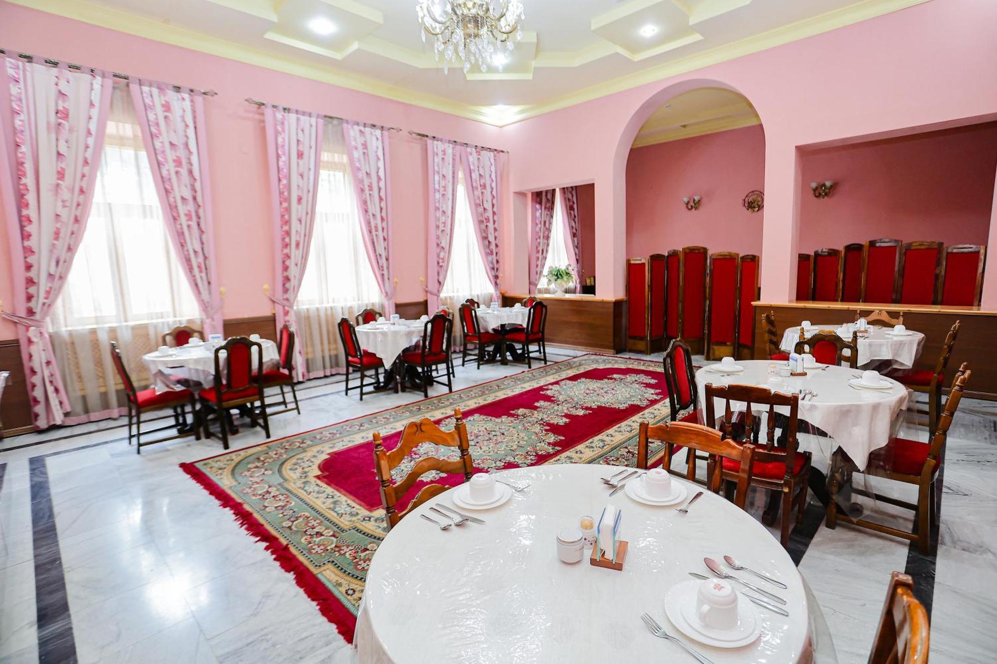 Yangi Sharq Hotel Samarkand Bagian luar foto
