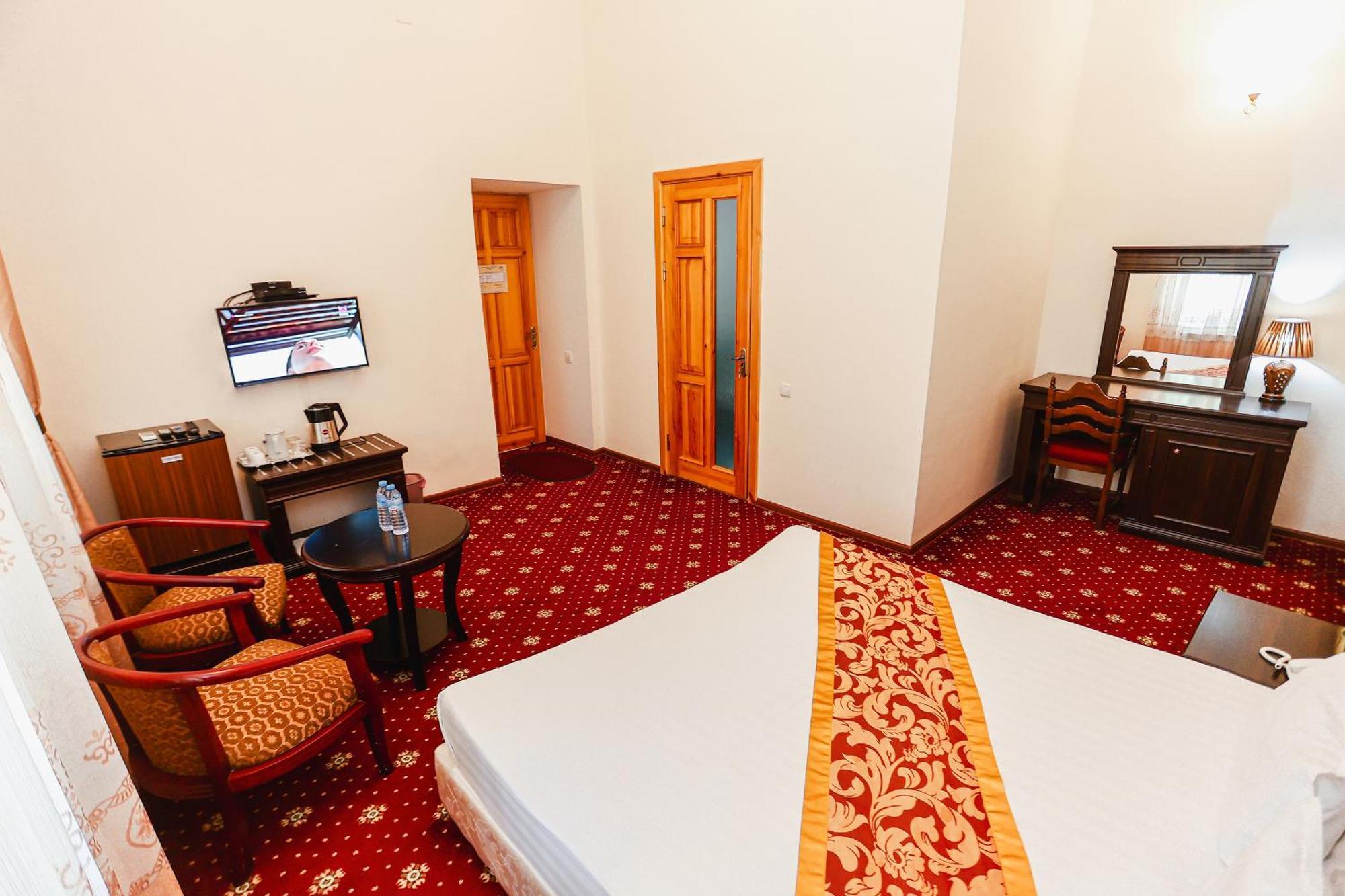 Yangi Sharq Hotel Samarkand Bagian luar foto