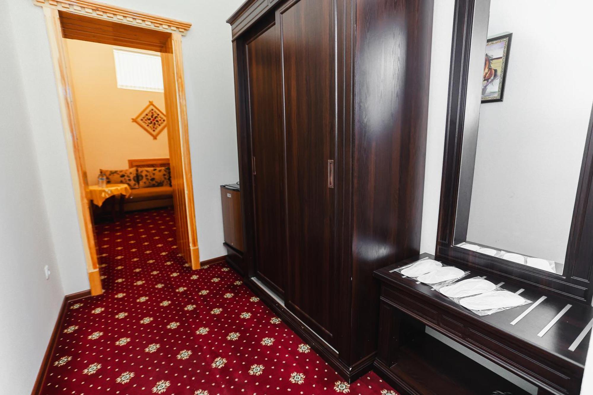 Yangi Sharq Hotel Samarkand Bagian luar foto